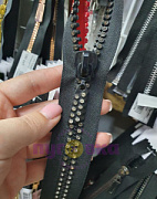 Молния со стразами 40 см черная